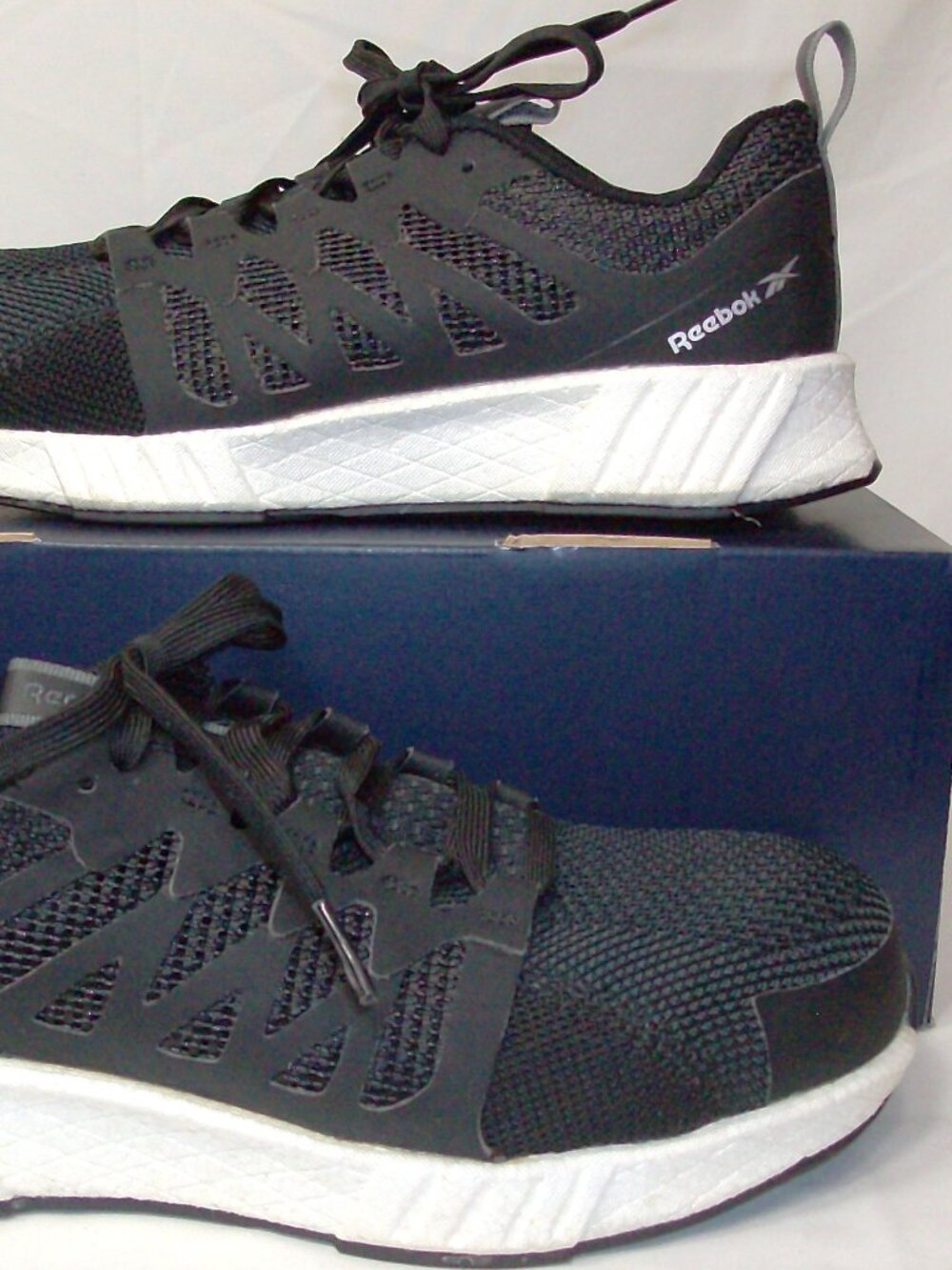 Reebok Flex weave Fusion Athletic Work Shoe Size 7M Black w/Composite Safety Toe